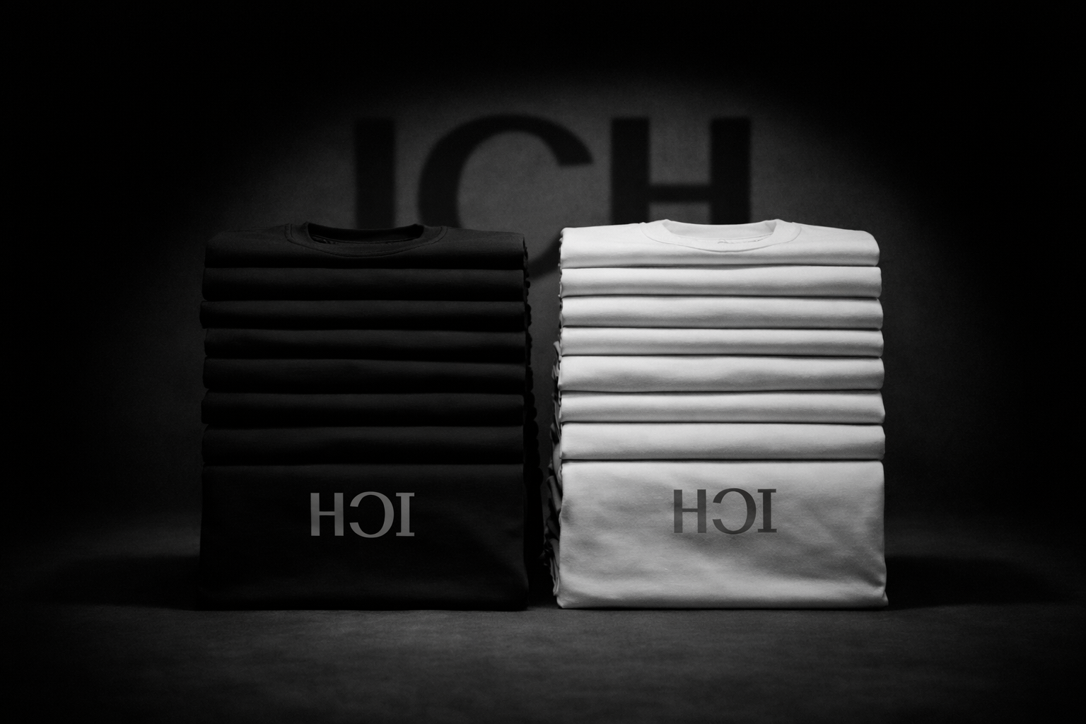 Modell 3 6 4 - 7 Tage. 7 Shirts. Weiß.